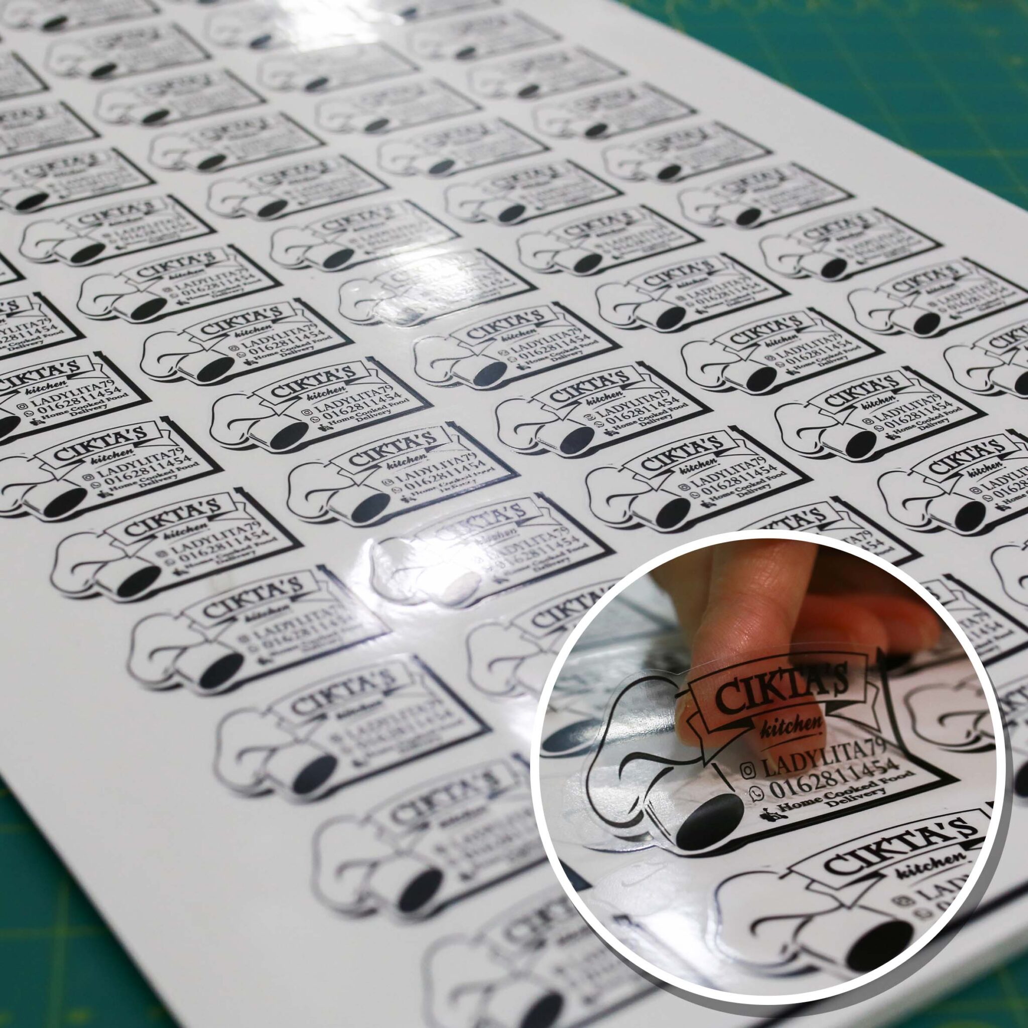Decal trong